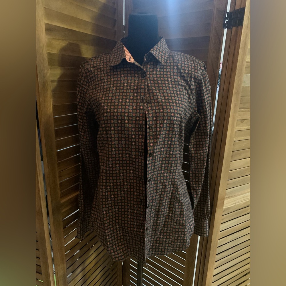 Brooks Brothers women’s dress shirt